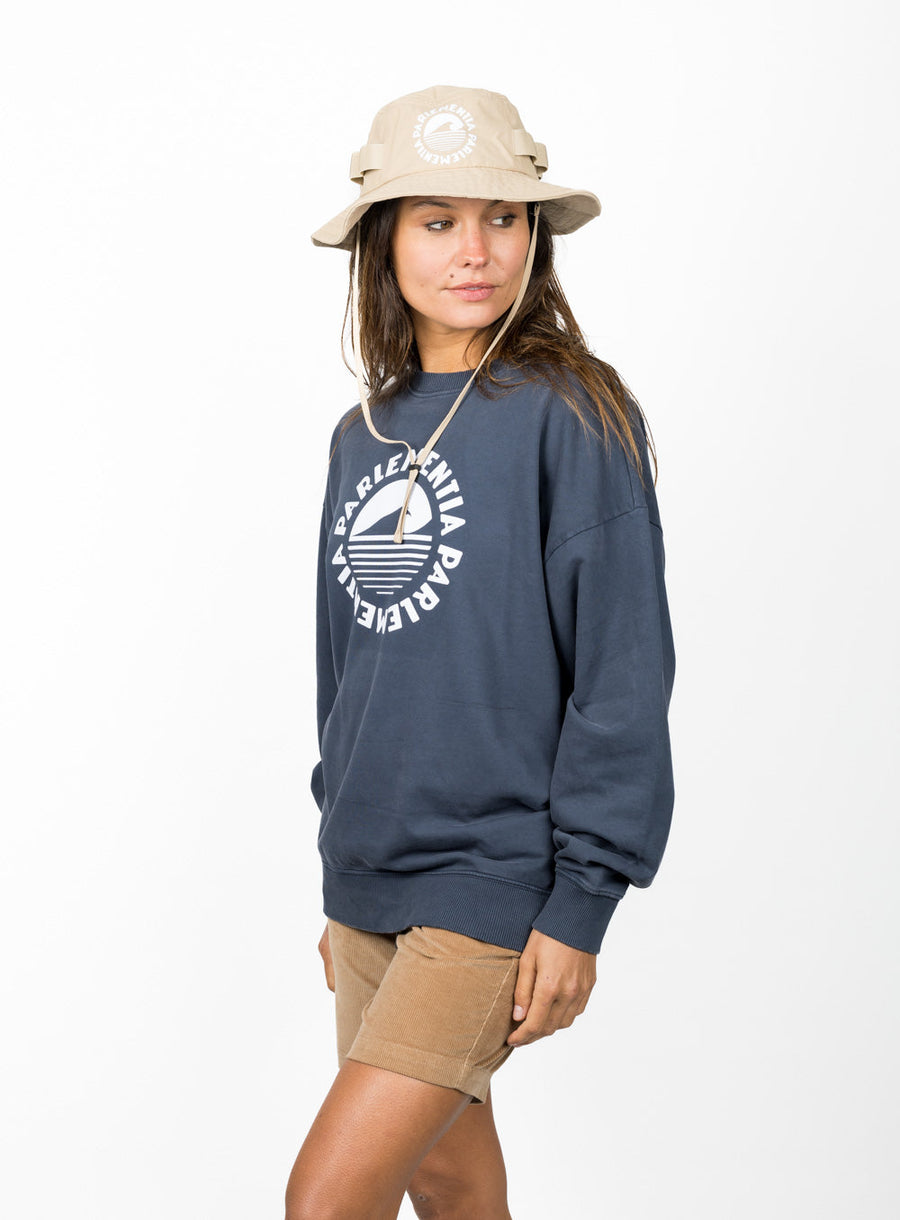 Coastal Delay Crewneck Femme - Washed Navy profil